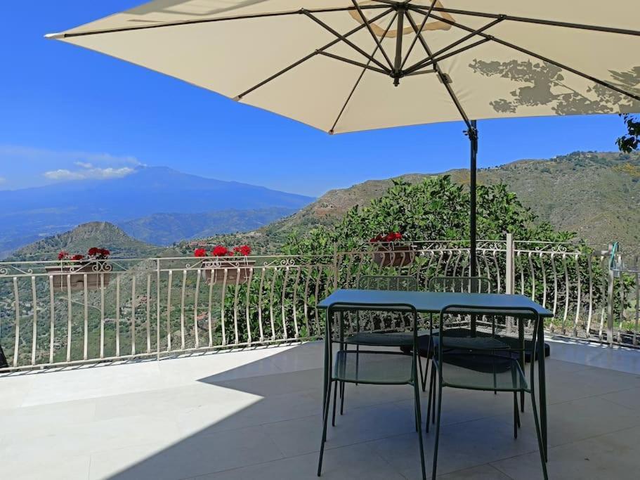 Stanza Mylai Etna View Apartment Castelmola Exterior photo